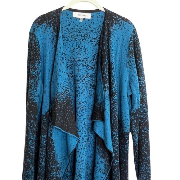 Jones Studio Womens Cardigan L Blue Black Abstract Open Front Drape Hem Sweater - Picture 2 of 6